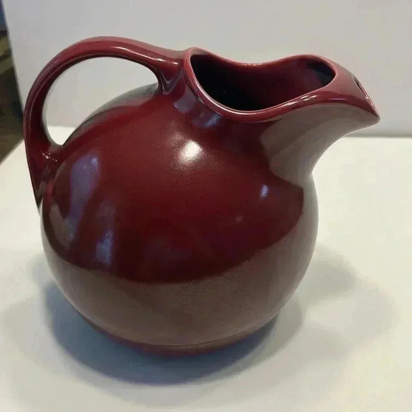 Vintage burgundy Homer Laughlin Harlequin Ball Pitcher - Picture 5 of 7